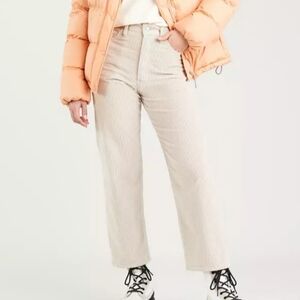 Levi's Ribcage Straight Corduroy Pants